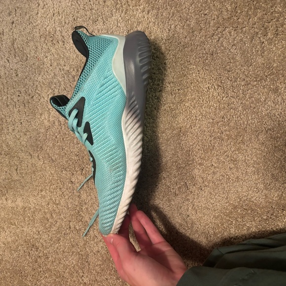 Adidas Alphabounce - Picture 2 of 5